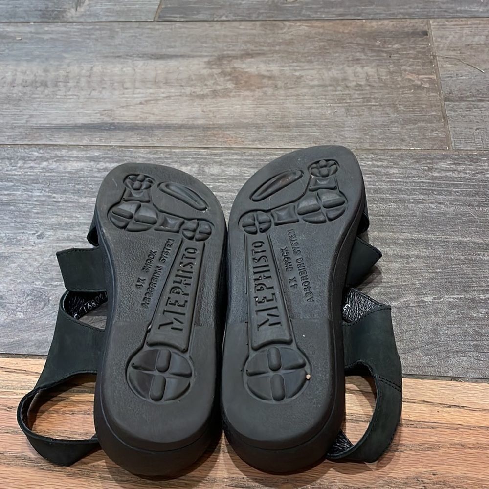 Mephisto woman’s black sandals - Picture 8 of 10
